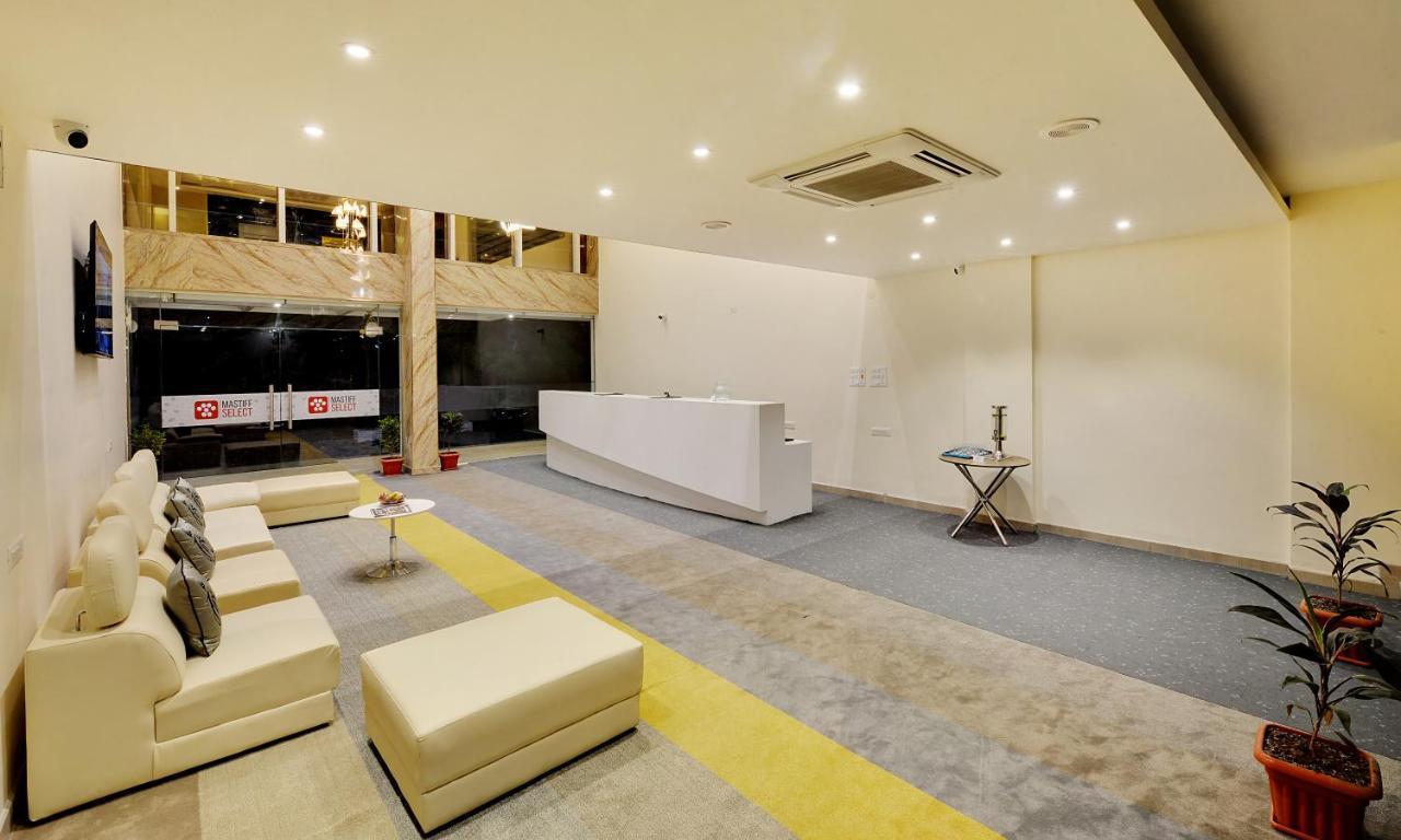 Mastiff Select Gulbarga Hotel Гулбарга Екстер'єр фото