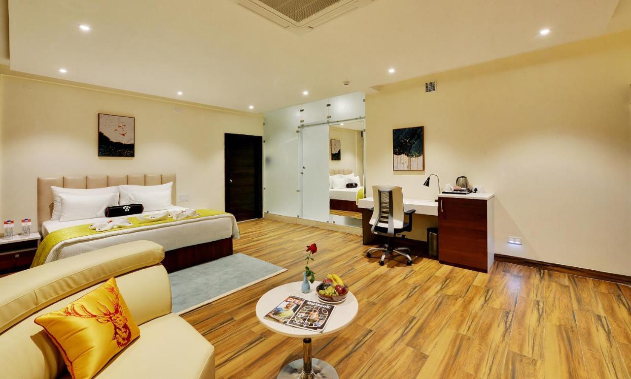 Mastiff Select Gulbarga Hotel Гулбарга Екстер'єр фото