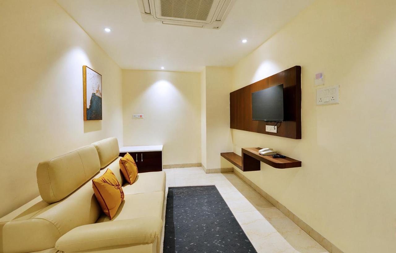 Mastiff Select Gulbarga Hotel Гулбарга Екстер'єр фото