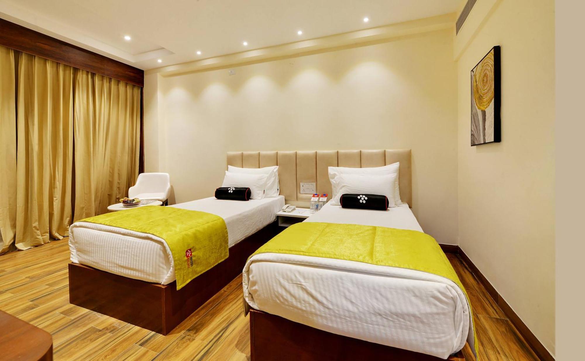 Mastiff Select Gulbarga Hotel Гулбарга Екстер'єр фото